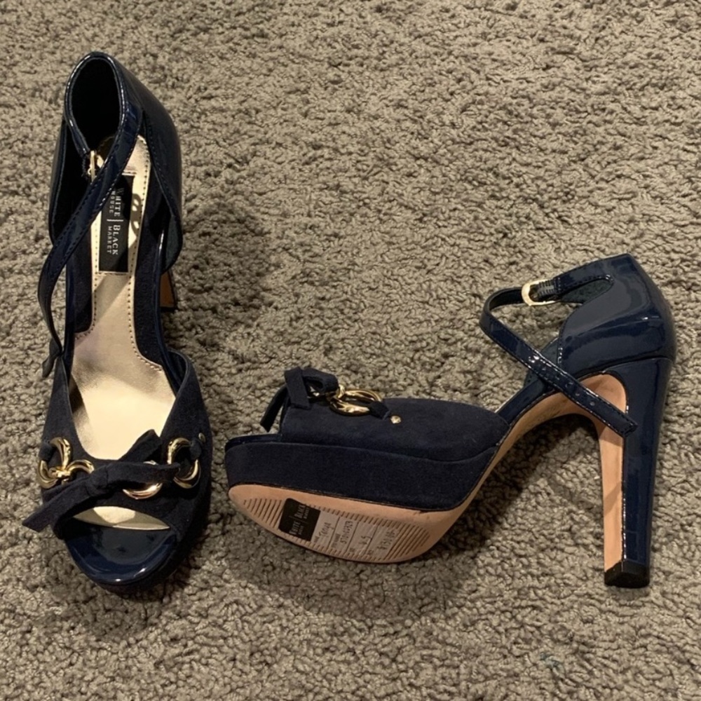 White House Black Market patent leather suede heel NWOT - Picture 1 of 5